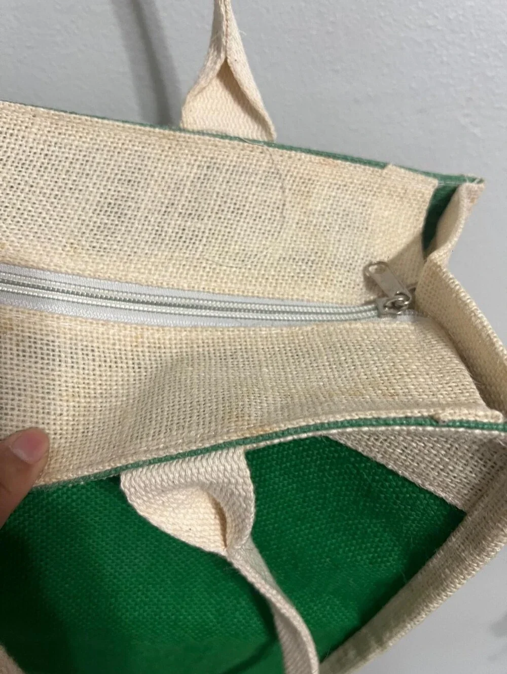 Boho-Chic Natural Jute Handbag with Cross-Stitch Embroidery.